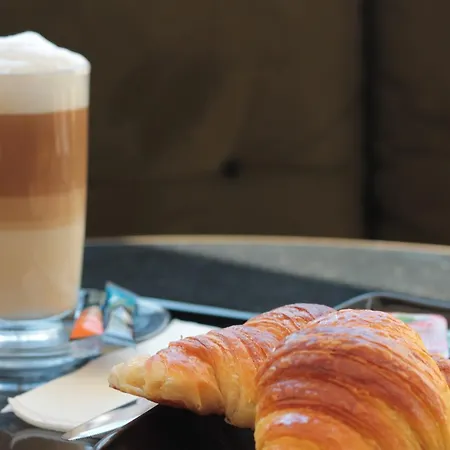 Serviced - Alvares Cabral פורטו